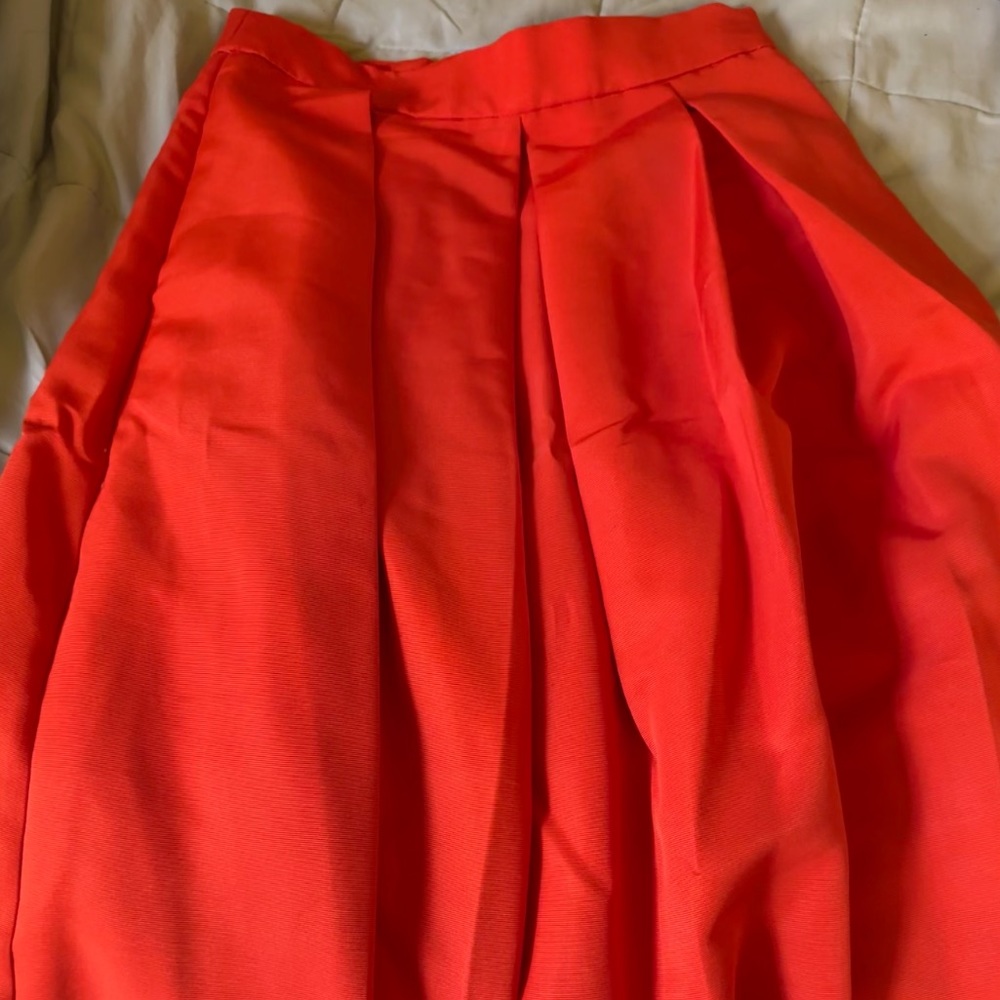 New York and Company Bright
Orange A Line Pleated Skirt